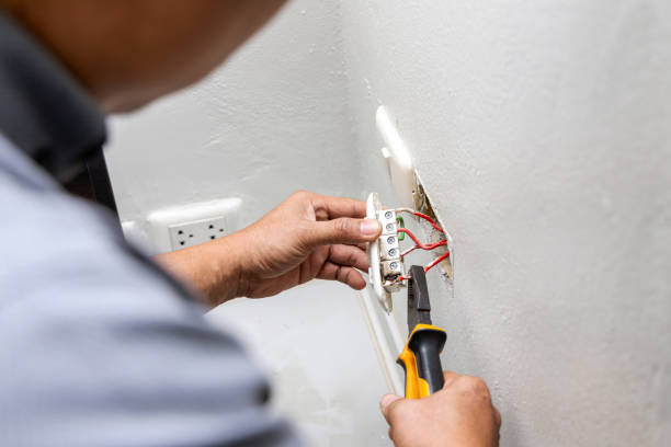 Best Commercial Electrician Services  in East Liverpool, OH